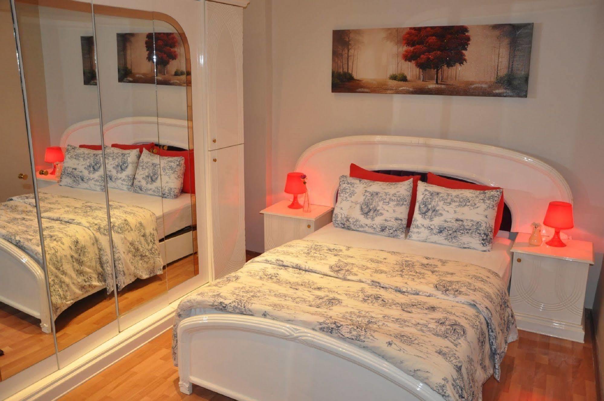 Fuar Ev Taksim Galata Apartamento Istambul Exterior foto