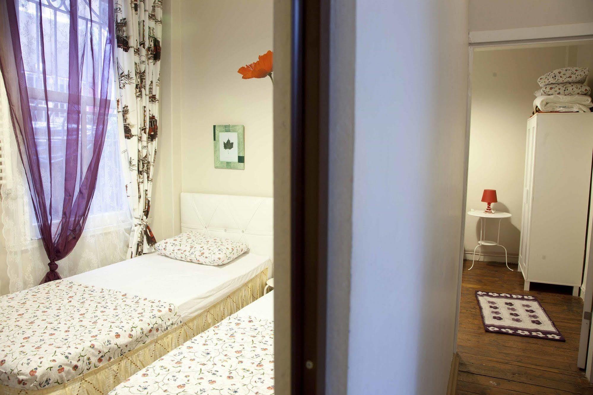 Fuar Ev Taksim Galata Apartamento Istambul Exterior foto